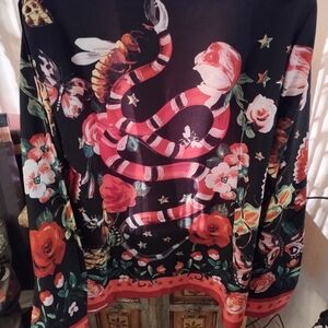 Floral Black and Pink Women's Blouse 🐍 🌹 🦋 🐝